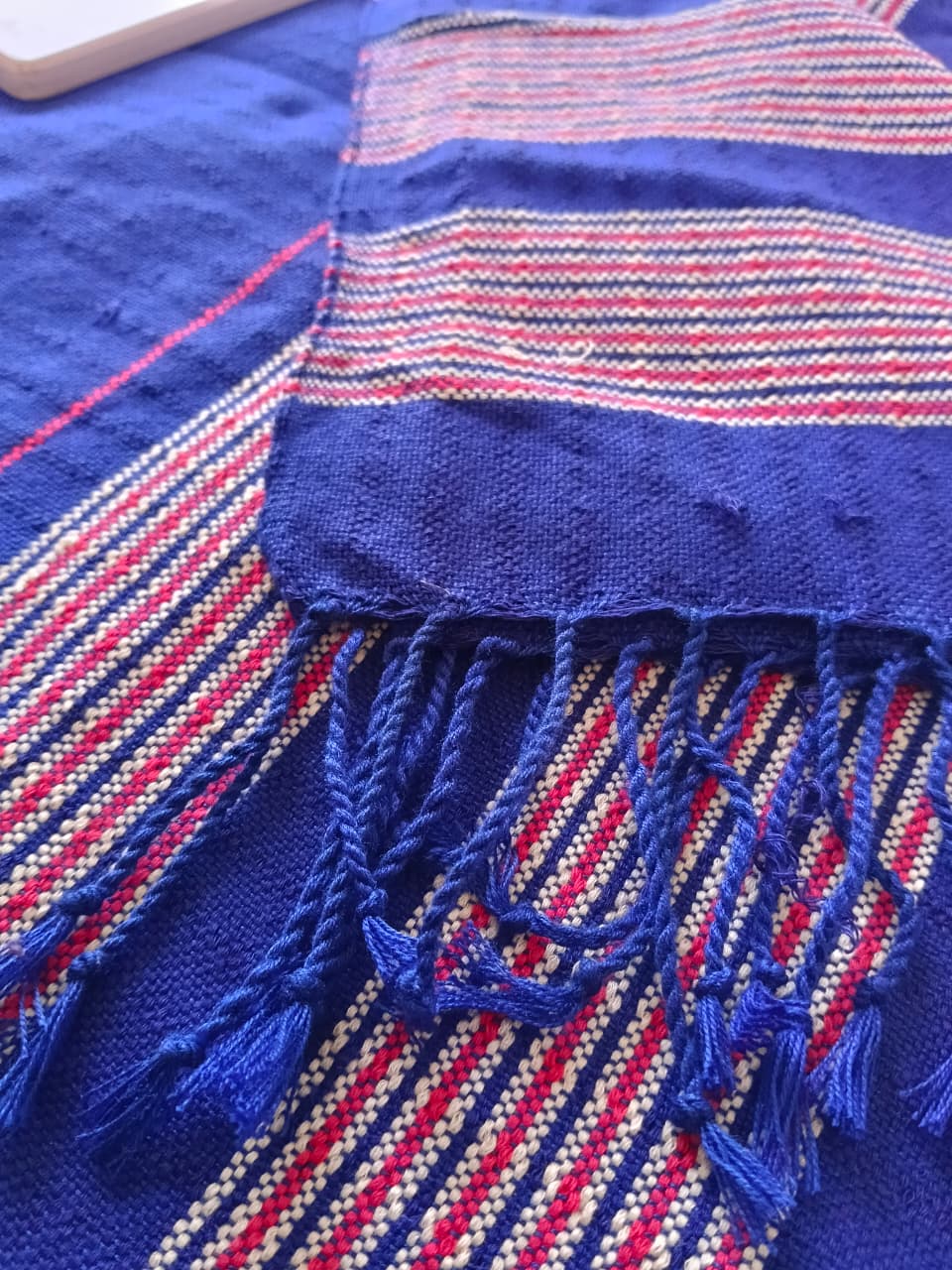 Royal Blue & Pink Border Khes — detail
